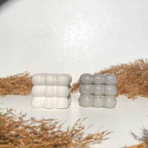 ELIO - Cube bubble en béton – Image 2