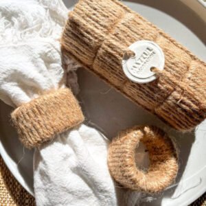 Lot de 4 ronds de serviette en jute pour décoration de table.