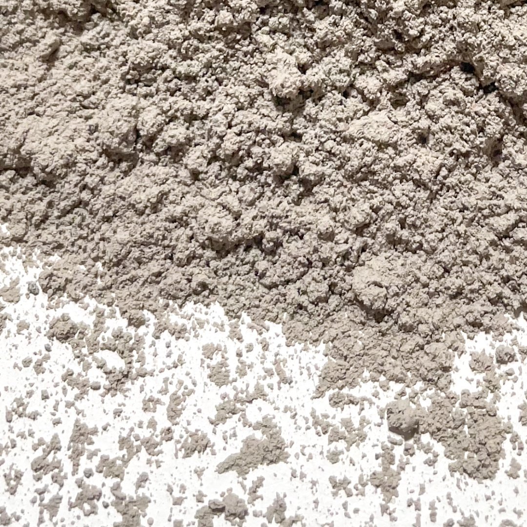 Béton utilisé comme matière première pour les créations artisanales.