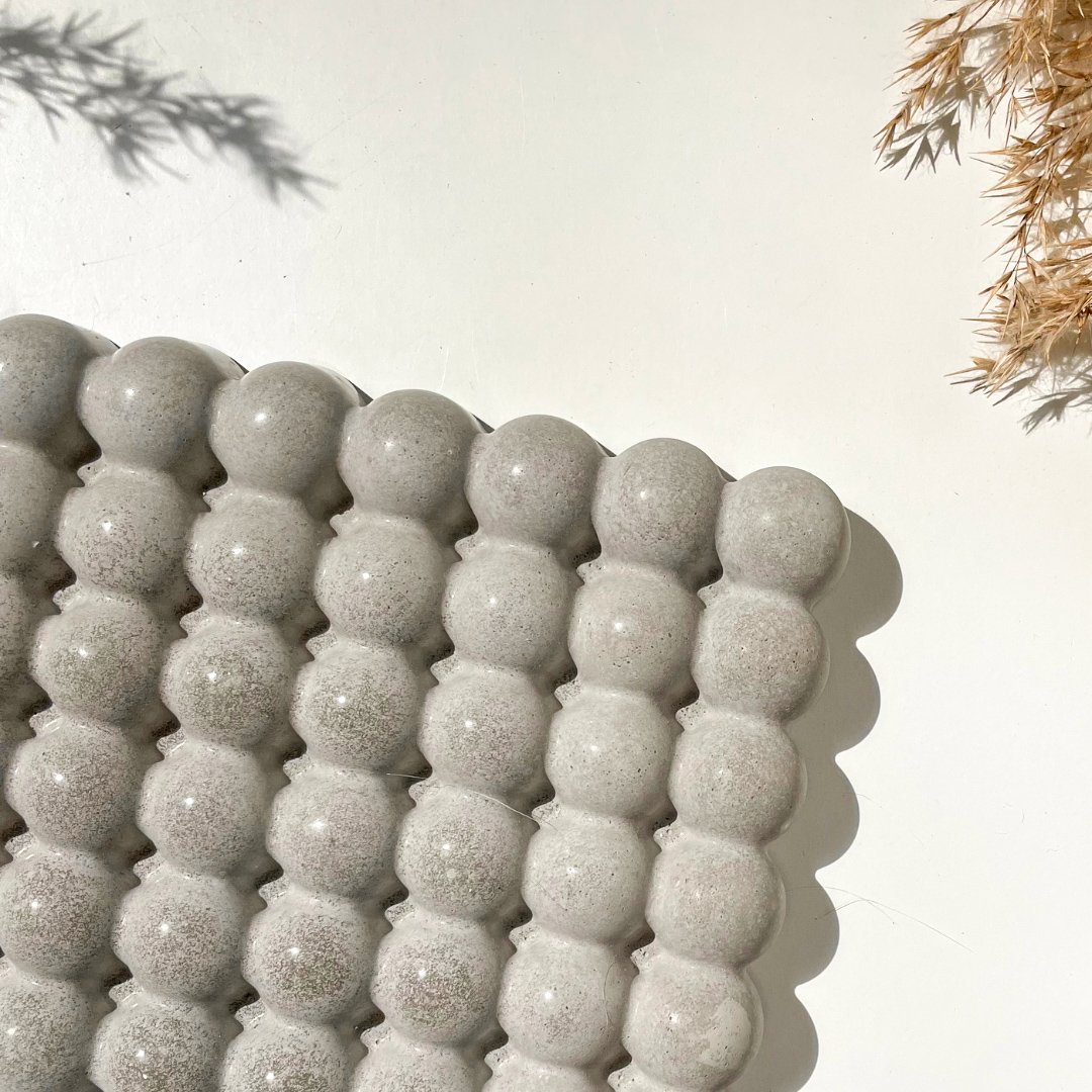 Création décorative en béton, pièce unique réalisée artisanalement.